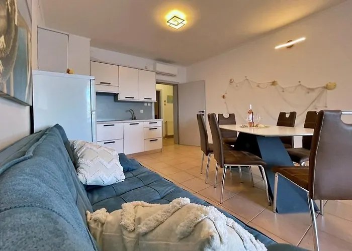 By The Sea Silo, Krk - 25118