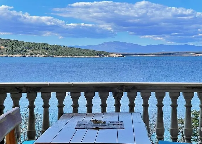 By The Sea Silo, Krk - 25118 * Šilo