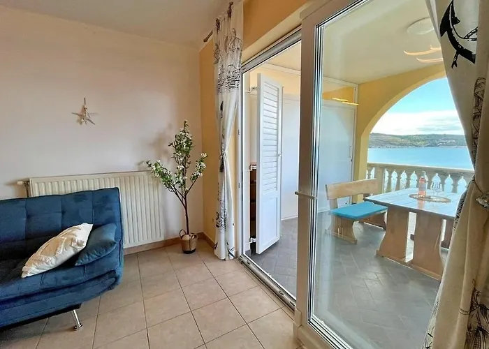 By The Sea Silo, Krk - 25118 Šilo